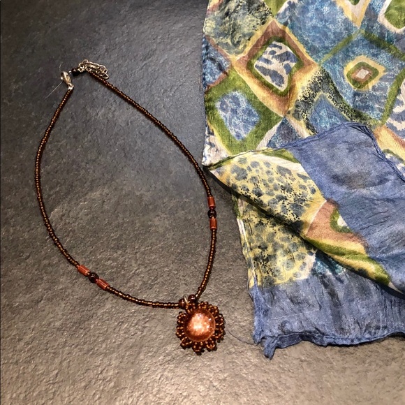 Scarf with coordinating jewelry bundle - Picture 5 of 6